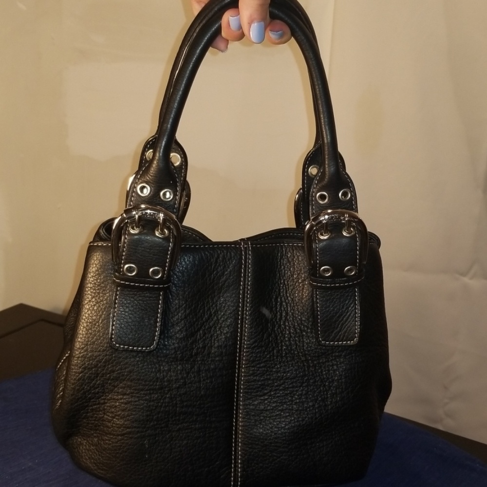 TIGNANELLO LEATHER SMALL BLACK BAG